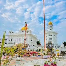 'ਹਿੰਦ ਦੀ ਚਾਦਰ' ਸ੍ਰੀ ਗੁਰੂ ਤੇਗ ਬਹਾਦਰ ਸਾਹਿਬ ਜੀ ਸਿੱਖਾਂ ਦੇ ਨੌਵੇਂ ਗੁਰੂ