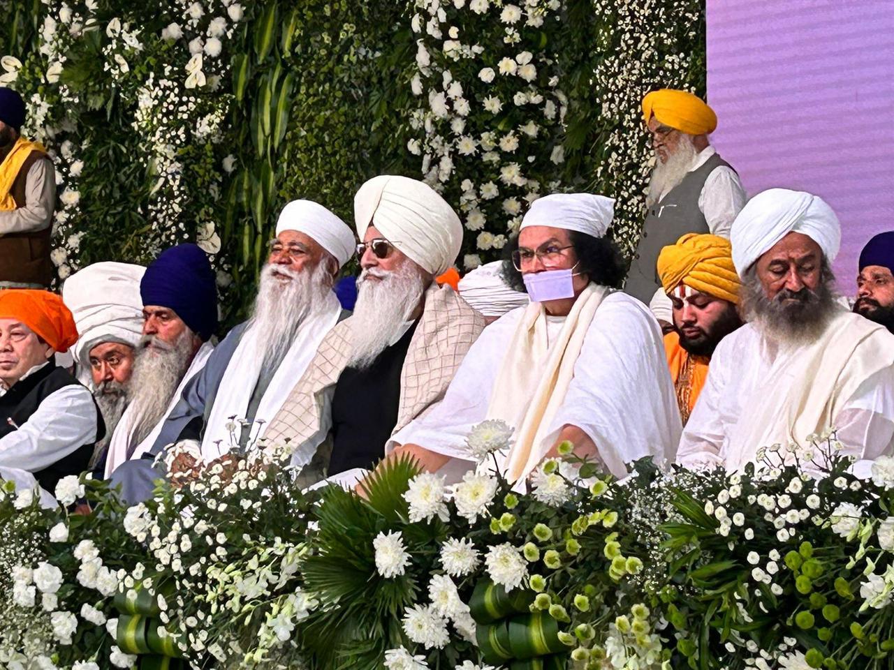 ਪੰਜਾਬ ਸਰਕਾਰ ਦੀ ਇਹ ਮੁਹਿੰਮ ਬਣੀ ਇਤਿਹਾਸਕ: ਜਦੋਂ ਸਾਰੇ ਧਰਮਾਂ ਨੇ ਇਕਠਿਆਂ ਨਿਵਾਇਆ ਸਿਰ – ਸ੍ਰੀ ਗੁਰੂ ਤੇਗ ਬਹਾਦਰ ਜੀ ਦੇ ਚਰਨਾ ਵਿੱਚ ਕੀਤਾ ਨਮਨ 