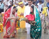 ਮੁੱਖ ਮੰਤਰੀ ਰੇਖਾ ਗੁਪਤਾ ਨੇ ਦਿੱਲੀ ਦੇ ਲੋਕਾਂ ਨਾਲ ਆਸਥਾ ਦੇ ਮਹਾਨ ਤਿਉਹਾਰ ਛੱਠ ਦਾ ਤਿਉਹਾਰ ਮਨਾਇਆ