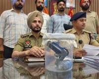 ਮਾਨਸਾ ਵਿੱਚ ਕੀਟਨਾਸ਼ਕ ਦਵਾਈਆਂ ਦੀ ਦੁਕਾਨ 'ਤੇ ਹੋਈ ਗੋਲੀਬਾਰੀ ਵਿੱਚ ਸ਼ਾਮਲ ਦੋ ਵਿਅਕਤੀ ਕਾਬੂ; ਦੋ ਪਿਸਤੌਲ ਬਰਾਮਦ