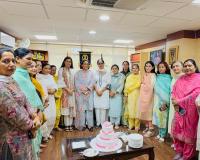 ਪੰਜਾਬ ਰਾਜ ਮਹਿਲਾ ਕਮਿਸ਼ਨ ਦੀਆਂ ਨਵਨਿਯੁਕਤ ਸੀਨੀਅਰ ਵਾਈਸ-ਚੇਅਰਪਰਸਨ, ਵਾਈਸ-ਚੇਅਰਪਰਸਨ ਅਤੇ 10 ਮੈਂਬਰਾਂ ਨੇ ਅਹੁਦਾ ਸੰਭਾਲਿਆ