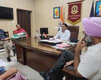 ਪਰਾਲੀ ਸਾੜਨ ਪ੍ਰਤੀ ਜ਼ੀਰੋ ਟੋਲਰੈਂਸ ਨੀਤੀ ਦਾ ਰੂਪ ਅਖਤਿਆਰ , ਡਿਪਟੀ ਕਮਿਸ਼ਨਰ ਨੇ ਸਿਵਲ ਅਤੇ ਪੁਲਿਸ ਅਧਿਕਾਰੀਆਂ ਨੂੰ ਦਿੱਤੇ ਸਖ਼ਤ ਆਦੇਸ਼