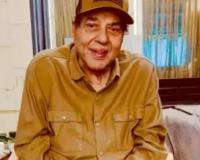 ਧਰਮਿੰਦਰ ਦੀ ਹਾਲਤ ਨਾਜ਼ੁਕ,ਮੁੰਬਈ ਦੇ ਬ੍ਰੀਚ ਕੈਂਡੀ ਹਸਪਤਾਲ ਵਿੱਚ ਦਾਖਲ ਹਨ