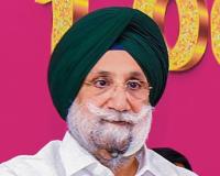 ਪੰਜਾਬ ਕਾਂਗਰਸ ਦੇ ਸੰਸਦ ਮੈਂਬਰ ਸੁਖਜਿੰਦਰ ਸਿੰਘ ਰੰਧਾਵਾ ਨੇ ਨਵਜੋਤ ਸਿੱਧੂ ਦੀ ਪਤਨੀ ਡਾ. ਨਵਜੋਤ ਕੌਰ ਸਿੱਧੂ ਨੂੰ ਕਾਨੂੰਨੀ ਨੋਟਿਸ ਭੇਜਿਆ ਹੈ