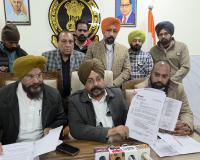 ਕੇਂਦਰ ਸਰਕਾਰ ਅੱਜ ਹੀ ਧੂਰੀ ਪੁੱਲ ਲਈ ਐਨਓਸੀ ਦੇਵੇ, ਪੰਜਾਬ ਸਰਕਾਰ ਤੁਰੰਤ ਟੈਂਡਰ ਜਾਰੀ ਕਰ ਦੇਵੇਗੀ: ਦਲਵੀਰ ਸਿੰਘ ਢਿੱਲੋਂ, ਰਾਜਵੰਤ ਸਿੰਘ ਘੁੱਲੀ