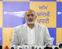 ਆਪ ਆਗੂ ਪੰਨੂ ਨੇ ਰਜਿੰਦਰ ਕੌਰ ਭੱਠਲ ਦੇ ਹੈਰਾਨੀਜਨਕ ਬਿਆਨ 'ਤੇ ਵੜਿੰਗ ਅਤੇ ਬਾਜਵਾ ਦੀ ਚੁੱਪ ਦੀ ਕੀਤੀ ਨਿੰਦਾ