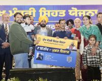 ਭਗਵੰਤ ਮਾਨ ਸਰਕਾਰ ਵੱਲੋਂ ਮੁੱਖ ਮੰਤਰੀ ਸਿਹਤ ਯੋਜਨਾ ਲਾਗੂ, ਹਰੇਕ ਪਰਿਵਾਰ ਨੂੰ ਮਿਲੇਗਾ 10 ਲੱਖ ਰੁਪਏ ਤੱਕ ਦਾ ਨਕਦੀ ਰਹਿਤ ਇਲਾਜ