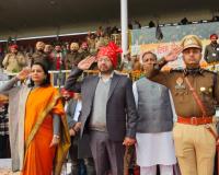 ਕੈਬਨਿਟ ਮੰਤਰੀ ਡਾ. ਰਵਜੋਤ ਸਿੰਘ ਨੇ ਗਣਤੰਤਰ ਦਿਵਸ ਮੌਕੇ ਮਾਨਸਾ 'ਚ ਲਹਿਰਾਇਆ ਕੌਮੀ ਝੰਡਾ