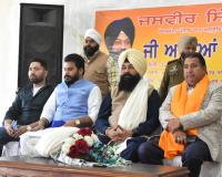 ਭਾਰਤ ਦਾ ਸੰਵਿਧਾਨ ਸਾਰੇ ਵਰਗਾਂ ਨੂੰ ਬਰਾਬਰ ਸੁਰੱਖਿਆ ਪ੍ਰਦਾਨ ਕਰਦੈ : ਜਸਵੀਰ ਸਿੰਘ ਗੜ੍ਹੀ