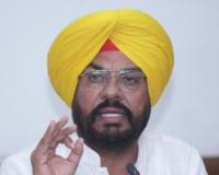 ਸੁਖਬੀਰ ਬਾਦਲ ਦੋਗਲੀ ਰਾਜਨੀਤੀ ਕਰ ਰਹੇ ਹਨ, ਪੁਰਾਣੇ ਝੂਠਾਂ ਨਾਲ ਪੰਜਾਬ ਨੂੰ ਗੁੰਮਰਾਹ ਕਰ ਰਹੇ ਹਨ: ਕੁਲਦੀਪ ਸਿੰਘ ਧਾਲੀਵਾਲ