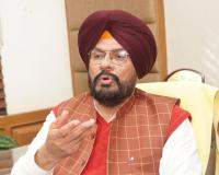 ਪਹਿਲਾਂ ਅੱਤਵਾਦ ਦੀ ਭੱਠੀ 'ਚ ਝੋਕਿਆ, ਹੁਣ ਗੈਂਗਸਟਰਾਂ ਨਾਲ ਸਾਂਝਾਂ ਪਾ ਰਿਹਾ ਅਕਾਲੀ ਦਲ: 'ਆਪ