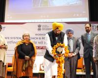 ਸੁਰੱਖਿਅਤ ਸੜਕਾਂ ਦੇ ਨਾਲ ਨਾਲ ਲੋਕਾਂ ਨੂੰ ਵੀ ਟਰੈਫਿਕ ਨਿਯਮਾਂ ਦੀ ਪਾਲਣਾ ਲਈ ਜਾਗਰੂਕ ਹੋਣ ਦੀ ਲੋੜ: ਹਰਭਜਨ ਸਿੰਘ ਈ.ਟੀ.ਓ.