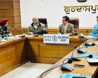 ਪੰਜਾਬ ਰਾਜ ਖੁਰਾਕ ਕਮਿਸ਼ਨ ਦੇ ਚੇਅਰਮੈਨ ਬਾਲ ਮੁਕੰਦ ਸ਼ਰਮਾ ਗੁਰਦਾਸਪੁਰ ਪਹੁੰਚੇ- ਅਧਿਕਾਰੀਆਂ ਨਾਲ ਕੀਤੀ ਮੀਟਿੰਗ