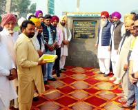 ਸਪੀਕਰ ਸ. ਸੰਧਵਾਂ ਨੇ ਲਗਭਗ 5 ਕਰੋੜ ਰੁਪਏ ਦੀ ਲਾਗਤ ਨਾਲ 4 ਲਿੰਕ ਸੜਕਾਂ ਦੀ ਰਿਪੇਅਰ ਦੇ ਨੀਂਹ ਪੱਥਰ ਰੱਖੇ