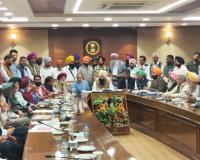 ਜਸਵੀਰ ਸਿੰਘ ਗੜ੍ਹੀ ਨੇ ਪੰਜਾਬ ਦੀਆਂ ਸਮੂਹ ਐਸ.ਸੀ. ਮੁਲਾਜਮ ਜਥੇਬੰਦੀਆਂ ਦੀਆਂ ਮੁਸ਼ਕਲਾਂ ਸੁਣੀਆਂ