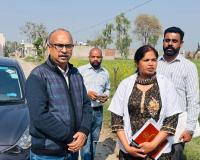 ਪਿੰਡ ਹਜ਼ਾਰਾ ਸਿੰਘ ਵਾਲਾ ਵਿਖੇ ਕੈਂਪ ਲਗਾ ਕੇ 24 ਘੰਟੇ ਦਿੱਤੀਆਂ ਜਾ ਰਹੀਆਂ ਹਨ ਮੈਡੀਕਲ ਸੁਵਿਧਾਵਾਂ : ਡਾ ਰਾਜੀਵ ਪਰਾਸ਼ਰ 