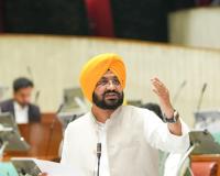 ਮਾਨ ਸਰਕਾਰ ਨੇ ਉਸਾਰੀ ਕਿਰਤੀਆਂ ਦੀਆਂ ਅਰਜ਼ੀਆਂ ਦੇ ਨਿਪਟਾਰੇ ਦਾ ਸਮਾਂ 165 ਦਿਨਾਂ ਤੋਂ ਘਟਾ ਕੇ 62 ਦਿਨ ਕੀਤਾ: ਕਿਰਤ ਮੰਤਰੀ ਤਰੁਨਪ੍ਰੀਤ ਸਿੰਘ ਸੌਂਦ