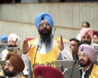 ਪੰਜਾਬ ਵਿਧਾਨ ਸਭਾ ਵੱਲੋਂ ਕੈਬਨਿਟ ਮੰਤਰੀ ਹਰਭਜਨ ਸਿੰਘ ਈਟੀਓ ਵਿਰੁੱਧ ਅਪਮਾਨਜਨਕ ਟਿੱਪਣੀਆਂ ਲਈ ਸਰਬਸੰਮਤੀ ਨਾਲ ਨਿੰਦਾ ਮਤਾ ਪਾਸ