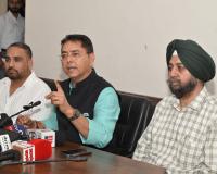 ‘ਮੁੱਖ ਮੰਤਰੀ ਰੌਸ਼ਨ ਪੰਜਾਬ ਯੋਜਨਾ’ ਤਹਿਤ ਪੰਜਾਬ ਦੇ 13,000 ਪਿੰਡਾਂ ਨੂੰ ਸੋਲਰ ਐਲ.ਈ.ਡੀ. ਲਾਈਟਾਂ ਨਾਲ ਕੀਤਾ ਜਾਵੇਗਾ ਰੌਸ਼ਨ : ਅਮਨ ਅਰੋੜਾ