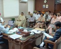 *ਡਿਪਟੀ ਕਮਿਸ਼ਨਰ ਵਲੋਂ ਮਹੀਨਾਵਾਰ ਮੀਟਿੰਗ ਦੌਰਾਨ ਸਿਹਤ ਸੇਵਾਵਾਂ ਦਾ ਜਾਇਜ਼ਾ