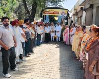 ਕੈਬਨਿਟ ਮੰਤਰੀ ਸ੍ਰੀ ਬਰਿੰਦਰ ਕੁਮਾਰ ਗੋਇਲ ਨੇ ਲਹਿਰਾਗਾਗਾ ਤੋਂ ਸ੍ਰੀ ਅੰਮ੍ਰਿਤਸਰ ਸਾਹਿਬ ਲਈ ਮੁੱਖ ਮੰਤਰੀ ਤੀਰਥ ਯਾਤਰਾ ਬੱਸ ਨੂੰ ਹਰੀ ਝੰਡੀ ਦੇ ਕੀਤਾ ਰਵਾਨਾ