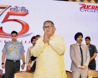 ਏਵਨ ਸਾਈਕਲਜ਼ ਦੇ 75 ਸਾਲ ਵਿਸ਼ਵਾਸ, ਨਵੀਨਤਾ ਅਤੇ ਦੇਸ਼ ਦੀ ਤਰੱਕੀ ਵਿੱਚ ਯੋਗਦਾਨ ਨੂੰ ਦਰਸਾਉਂਦਾ ਹੈ : ਰਾਜਪਾਲ ਗੁਲਾਬ ਚੰਦ ਕਟਾਰੀਆ