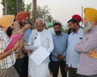 ਬਰਿੰਦਰ ਕੁਮਾਰ ਗੋਇਲ ਵੱਲੋਂ ਗਿੱਦੜਪਿੰਡੀ, ਮੰਡਾਲਾ ਛੰਨਾ ਵਿਖੇ ਸਤਲੁਜ ਦਰਿਆ ਦੇ ਕੰਢੇ ਚਲ ਰਹੇ ਹੜ੍ਹ ਸੁਰੱਖਿਆ ਕਾਰਜਾਂ ਦਾ ਜਾਇਜ਼ਾ