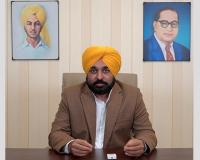 ਆਪ ਦੇ ਕੌਮੀ ਕਨਵੀਨਰ ਅਰਵਿੰਦ ਕੇਜਰੀਵਾਲ ਦਾ ਫੈਸਲਾ ਸੱਚਾਈ, ਸਵੈ-ਮਾਣ ਅਤੇ ਗਾਂਧੀਵਾਦੀ ਸਤਿਆਗ੍ਰਹਿ 'ਤੇ ਅਧਾਰਤ ਹੈ, ਆਪ ਪੰਜਾਬ ਦੀ ਲੀਡਰਸ਼ਿਪ ਉਨ੍ਹਾਂ ਦੇ ਨਾਲ ਚਟਾਨ ਵਾਂਗ ਖੜ੍ਹੀ ਹੈ