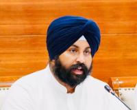 ਪੰਜਾਬ ਸਰਕਾਰ ਵੱਲੋਂ ਪਾਠ ਪੁਸਤਕਾਂ ਦੀ ਵੰਡ ਵਿੱਚ ਲਾਗੂ ਕੀਤੇ ਸਖ਼ਤ ਸੁਧਾਰਾਂ ਨਾਲ ਵਿਦਿਆਰਥੀਆਂ ਦੀ ਹੁੰਦੀ ਲੁੱਟ ’ਤੇ ਲੱਗੇਗੀ ਰੋਕ : ਹਰਜੋਤ ਸਿੰਘ ਬੈਂਸ