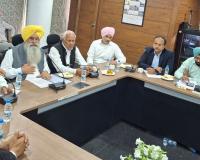 ਪੰਜਾਬ ਦੇ ਆੜ੍ਹਤੀਆਂ ਨੇ ਵਾਪਸ ਲਈ ਹੜਤਾਲ, ਕਣਕ ਦੀ ਖ਼ਰੀਦ ਮੁੜ ਸ਼ੁਰੂ