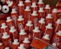 ਦਿੱਲੀ ਦੇ ਬਾਹਰਵਾਰ ਨਕਲੀ ਟੁੱਥਪੇਸਟ ਫੈਕਟਰੀ ਦਾ ਪਰਦਾਫਾਸ਼ 