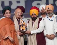 ਪੰਜਾਬ ਵਿੱਚ ਮੁੱਖ ਮੰਤਰੀ ਭਗਵੰਤ ਸਿੰਘ ਮਾਨ ਦੀ ਅਗਵਾਈ ਹੇਠ ਵਿਕਾਸ ਕਾਰਜ ਜਾਰੀ; ਮੋਗਾ ਵਿੱਚ ਬਹੁ-ਕਰੋੜੀ ਪ੍ਰਾਜੈਕਟਾਂ ਦਾ ਉਦਘਾਟਨ