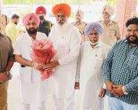 ਵੱਖ-ਵੱਖ ਵਿਕਾਸ ਕਾਰਜਾਂ ਦੀ ਸਮੀਖਿਆ ਸਬੰਧੀ ਸਪੀਕਰ ਸੰਧਵਾਂ ਅਤੇ ਕੈਬਨਿਟ ਮੰਤਰੀ ਹਰਦੀਪ ਸਿੰਘ ਮੁੰਡੀਆਂ  ਨੇ ਅਧਿਕਾਰੀਆਂ ਨਾਲ ਕੀਤੀ ਮੀਟਿੰਗ 