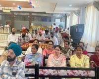 ਸਿਵਲ ਸਰਜਨ ਦਫ਼ਤਰ ਦੇ ਸਮੂਹ ਸਟਾਫ ਵੱਲੋਂ ਸਿਵਲ ਸਰਜਨ ਡਾ. ਗੁਰਪ੍ਰੀਤ ਸਿੰਘ ਰਾਏ ਨੂੰ ਸੇਵਾ ਮੁਕਤੀ 'ਤੇ ਕੀਤਾ ਗਿਆ ਸਨਮਾਣਿਤ