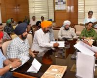 ਵਿੱਤ ਮੰਤਰੀ ਹਰਪਾਲ ਸਿੰਘ ਚੀਮਾ ਨੇ ਮੁਲਾਜ਼ਮ ਯੂਨੀਅਨਾਂ ਨਾਲ ਉੱਚ ਪੱਧਰੀ ਮੀਟਿੰਗਾਂ ਦੀ ਕੀਤੀ ਪ੍ਰਧਾਨਗੀ, ਲੰਬਿਤ ਮਸਲਿਆਂ ਦੇ ਜਲਦੀ ਹੱਲ ਦੇ ਦਿੱਤੇ ਨਿਰਦੇਸ਼