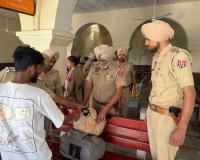 ਅਮਨ-ਕਾਨੂੰਨ ਦੀ ਸਥਿਤੀ ਨੂੰ ਯਕੀਨੀ ਬਣਾਉਣ ਲਈ ਮਾਲੇਰਕੋਟਲਾ ਪੁਲਿਸ ਵੱਲੋਂ ਫਲੈਗ ਮਾਰਚ