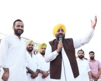 ਲੋਕ ਫੈਸਲਾ ਕਰਨਗੇ; ਧਰਮ ਦੇ ਨਾਂ 'ਤੇ ਫ਼ਰਜ਼ੀ ਵੀਡੀਓ ਅਤੇ ਝੂਠਾ ਪ੍ਰਚਾਰ ਮੈਨੂੰ ਪੰਜਾਬ ਲਈ ਕੰਮ ਕਰਨ ਤੋਂ ਨਹੀਂ ਰੋਕ ਸਕਦਾ: ਮੁੱਖ ਮੰਤਰੀ ਭਗਵੰਤ ਸਿੰਘ ਮਾਨ