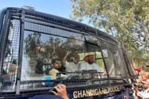 ਦਿੱਲੀ ਦੇ ਮੁੱਖ ਮੰਤਰੀ ਅਰਵਿੰਦ ਕੇਜਰੀਵਾਲ ਦੀ ਗ੍ਰਿਫਤਾਰੀ ਦੇ ਵਿਰੋਧ ‘ਚ ਮੋਹਾਲੀ ਵਿਖੇ ਵਿਰੋਧ ਪ੍ਰਦਰਸ਼ਨ