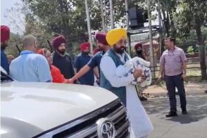 ਮੁੱਖ ਮੰਤਰੀ ਭਗਵੰਤ ਸਿੰਘ ਮਾਨ ਅਤੇ ਡਾਕਟਰ ਗੁਰਪ੍ਰੀਤ ਕੌਰ ਦੀ ਧੀ ਪਹੁੰਚੀ ਘਰ