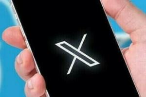 ਪਾਕਿਸਤਾਨ ਸਰਕਾਰ ਨੇ ਪ੍ਰਸਿੱਧ ਸੋਸ਼ਲ ਮੀਡੀਆ ਪਲੇਟਫਾਰਮ ਐਕਸ ‘ਤੇ ਪਾਬੰਦੀ ਲਗਾ ਦਿੱਤੀ