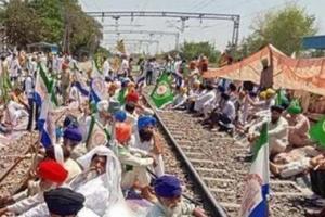 ਸ਼ੰਭੂ ਸਟੇਸ਼ਨ ‘ਤੇ ਕਿਸਾਨਾਂ ਦਾ ਧਰਨਾ ਜਾਰੀ