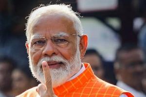 ਪ੍ਰਧਾਨ ਮੰਤਰੀ ਨਰਿੰਦਰ ਮੋਦੀ ਤੇ ਅਮਿਤ ਸ਼ਾਹ ਨੇ ਅਹਿਮਦਾਬਾਦ ‘ਚ ਪਾਈ ਵੋਟ