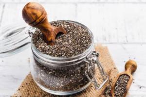 ਸਕਿਨ ਨੂੰ ਖੂਬਸੂਰਤ ਅਤੇ ਚਮਕਦਾਰ ਬਣਾਉਣਾ ਚਾਹੁੰਦੇ,ਤਾਂ ਅੱਜ ਹੀ ਆਪਣੀ ਡਾਈਟ ਦੇ ਵਿੱਚ ਚੀਆ ਸੀਡਜ਼ ਸ਼ਾਮਿਲ ਕਰੋ