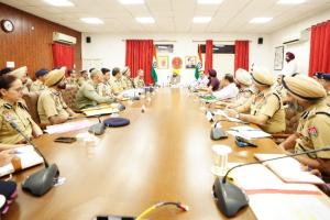 ਮੁੱਖ ਮੰਤਰੀ ਵੱਲੋਂ ਪੁਲਿਸ ਅਫ਼ਸਰਾਂ ਨੂੰ ਆਦੇਸ਼; ਨਸ਼ਾ ਤਸਕਰਾਂ ਦੀ ਗ੍ਰਿਫ਼ਤਾਰੀ ਤੋਂ ਇਕ ਹਫ਼ਤੇ ਵਿੱਚ-ਵਿੱਚ ਜਾਇਦਾਦ ਜ਼ਬਤ ਕਰੋ