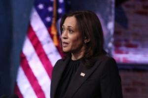  ਜੇ ਬਿਡੇਨ ਮੈਦਾਨ ਛੱਡਦਾ ਹੈ,ਤਾਂ ਟਰੰਪ ਕਮਲਾ ਹੈਰਿਸ ਨਾਲ ਕਿਵੇਂ ਮੁਕਾਬਲਾ ਕਰਨਗੇ?