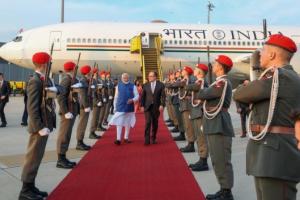 ਪ੍ਰਧਾਨ ਮੰਤਰੀ ਨਰਿੰਦਰ ਮੋਦੀ ਇੱਕ ਦਿਨ ਦੇ ਸਰਕਾਰੀ ਦੌਰੇ 'ਤੇ ਆਸਟਰੀਆ ਪਹੁੰਚੇ