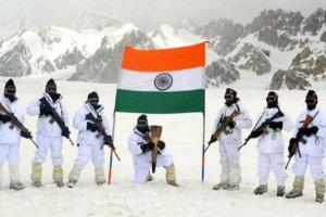 ਡਿਫੈਂਸ ਰਿਸਰਚ ਐਂਡ ਡਿਵੈਲਪਮੈਂਟ ਆਰਗੇਨਾਈਜ਼ੇਸ਼ਨ ਨੇ ਹਿਮਕਵਾਚ ਮਲਟੀ-ਲੇਅਰ ਕੱਪੜੇ ਪ੍ਰਣਾਲੀ ਪੇਸ਼ ਕੀਤੀ