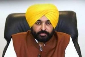 ਜਦੋਂ ਸੂਬੇ ਦਾ ਅੰਨਦਾਤਾ ਮਰਨ ਵਰਤ 'ਤੇ ਬੈਠਾ ਹੈ ਤਾਂ ਉਸ ਸਮੇਂ ਸੁਖਬੀਰ ਤੇ ਜਾਖੜ ਦਾਅਵਤਾਂ ਦਾ ਆਨੰਦ ਮਾਣ ਰਹੇ ਹਨ: ਮੁੱਖ ਮੰਤਰੀ 