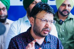 ਹੱਥੀਂ ਸਫਾਈ ਤੋਂ ਮਸ਼ੀਨਾਂ ਵੱਲ; ਸੀਵਰਾਂ ਦੀ ਹੱਥੀਂ ਸਫ਼ਾਈ ਨੂੰ ਖ਼ਤਮ ਕਰਨ ਲਈ ਉੱਨਤ ਉਪਕਰਨ ਅਪਣਾਉਣ ਵਾਲਾ ਪੰਜਾਬ ਮੋਹਰੀ ਸੂਬਾ ਬਣਿਆ