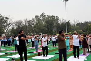 ਪੰਜਾਬ ਵਿੱਚ ਵੱਡੇ ਪੱਧਰ 'ਤੇ 11ਵਾਂ ਅੰਤਰਰਾਸ਼ਟਰੀ ਯੋਗ ਦਿਵਸ ਮਨਾਇਆ ਗਿਆ